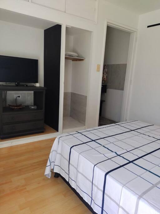 Acogedor Santa Fe Apartment Medellin